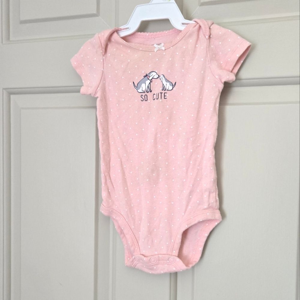 5/$10 Carter's Short Sleeve Onesie Size 3 M